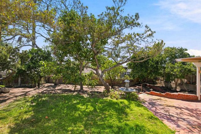 3636 Tomahawk Ln, San Diego, CA 92117