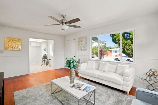 3636 Tomahawk Ln, San Diego, CA 92117