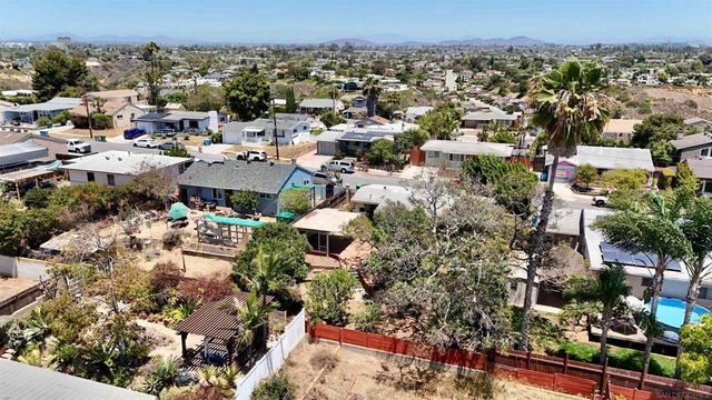 3636 Tomahawk Ln, San Diego, CA 92117