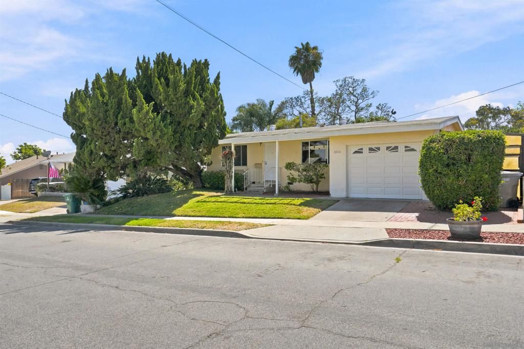 3636 Tomahawk Ln, San Diego, CA 92117