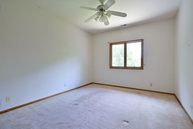 8951 W 99th Street, Palos Hills, IL 60465