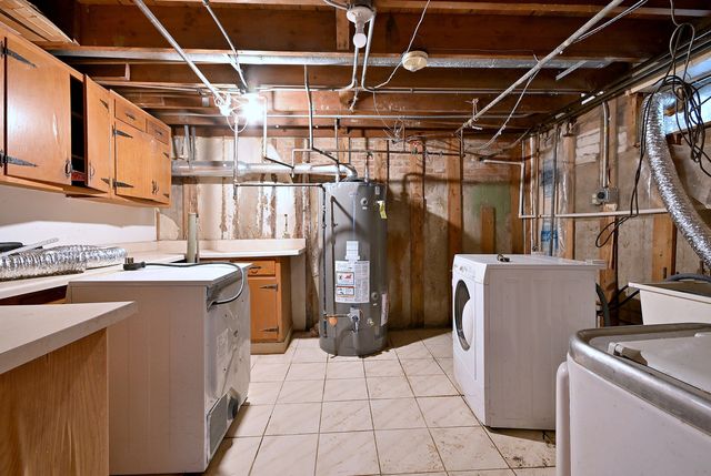 8951 W 99th Street, Palos Hills, IL 60465