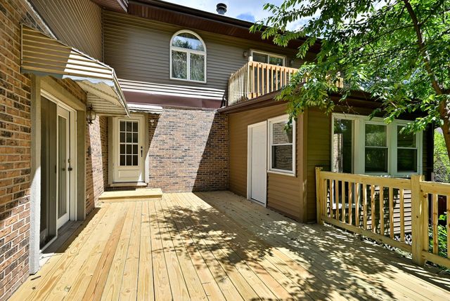 8951 W 99th Street, Palos Hills, IL 60465