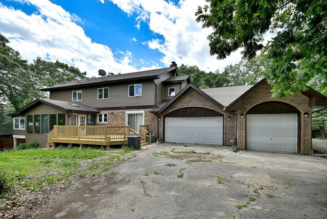8951 W 99th Street, Palos Hills, IL 60465