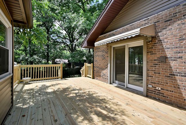 8951 W 99th Street, Palos Hills, IL 60465
