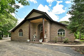 8951 W 99th Street, Palos Hills, IL 60465
