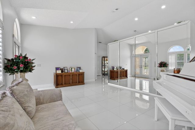 5670 NW 38th Terrace, Coconut Creek, FL 33073