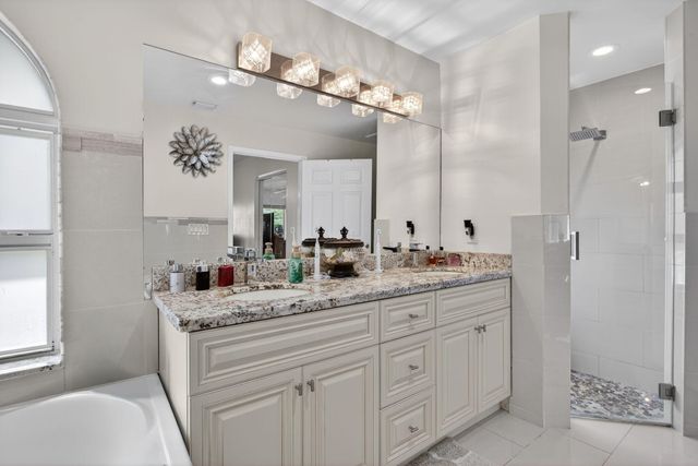 5670 NW 38th Terrace, Coconut Creek, FL 33073