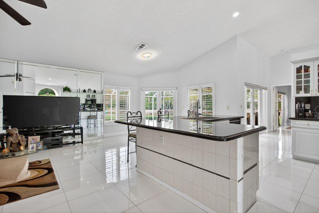 5670 NW 38th Terrace, Coconut Creek, FL 33073