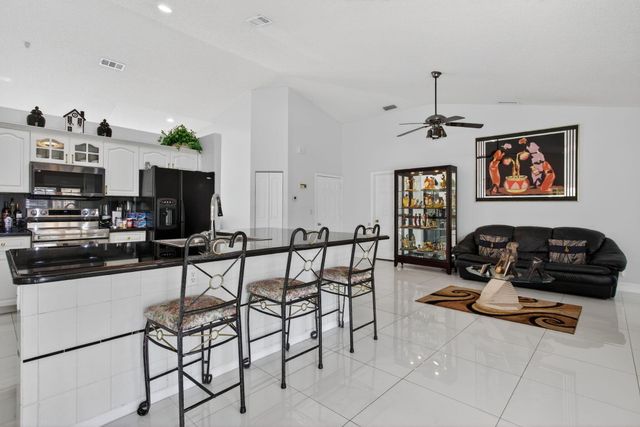 5670 NW 38th Terrace, Coconut Creek, FL 33073