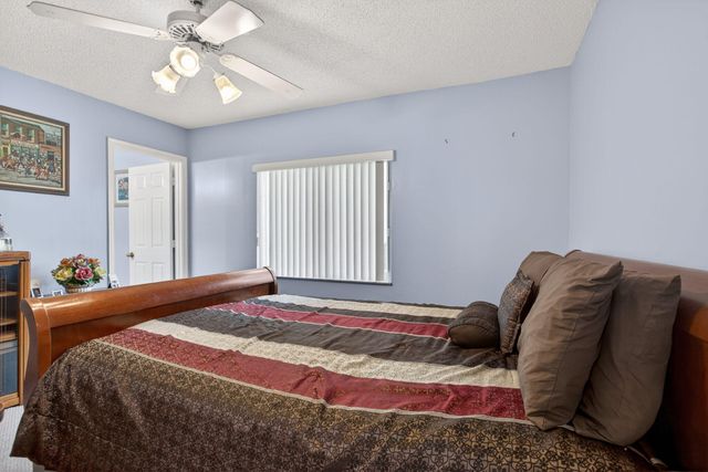 5670 NW 38th Terrace, Coconut Creek, FL 33073