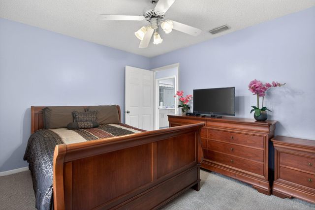 5670 NW 38th Terrace, Coconut Creek, FL 33073