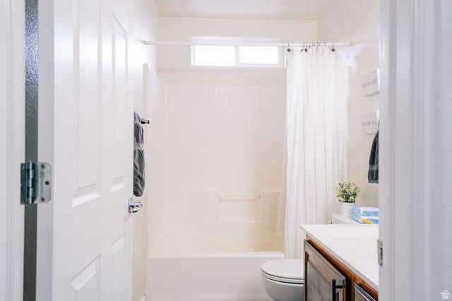 781 W 2500 S, Hurricane, UT 84737