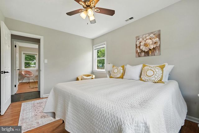 1872 HARBOR DR, Chester, MD 21619