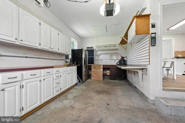 1872 HARBOR DR, Chester, MD 21619