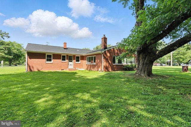 1872 HARBOR DR, Chester, MD 21619