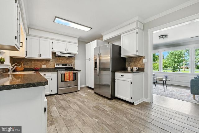 1872 HARBOR DR, Chester, MD 21619