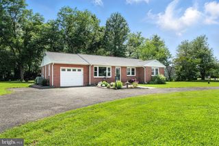 1872 HARBOR DR, Chester, MD 21619