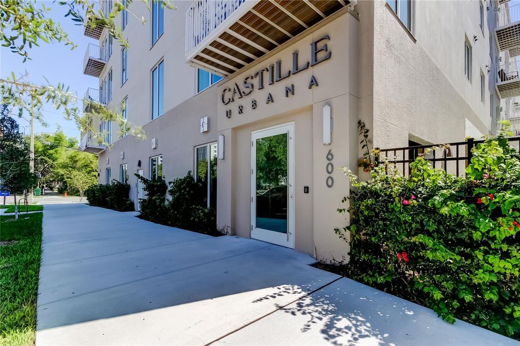 600 3RD AVENUE S 302, St Petersburg, FL 33701