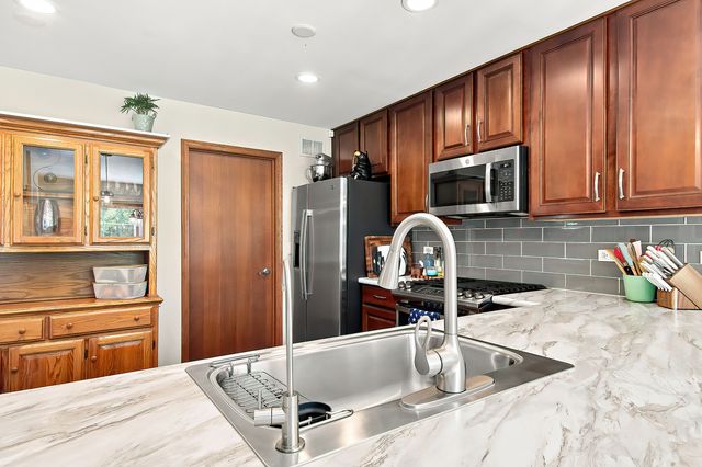 32492 N Rushmore Avenue 0, Lakemoor, IL 60051