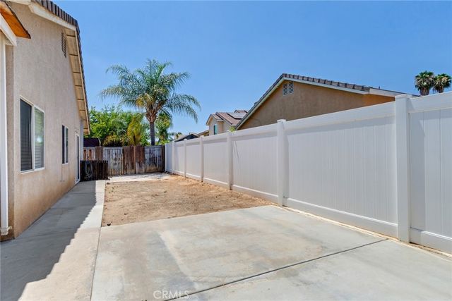1346 Lilac Ridge, Perris, CA 92571