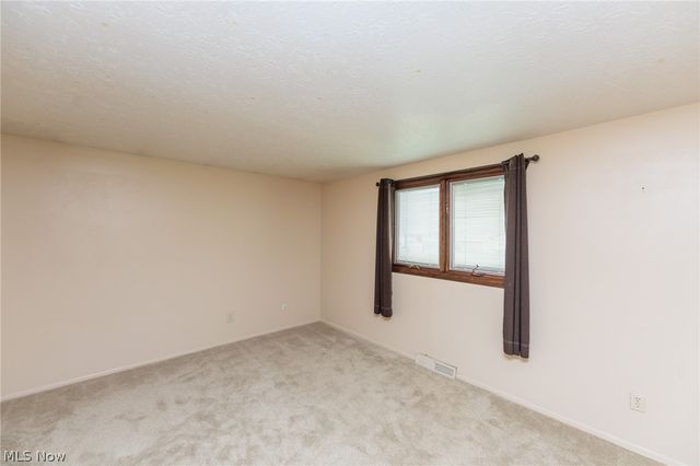 20598 Homestead Park Drive, Strongsville, OH 44149