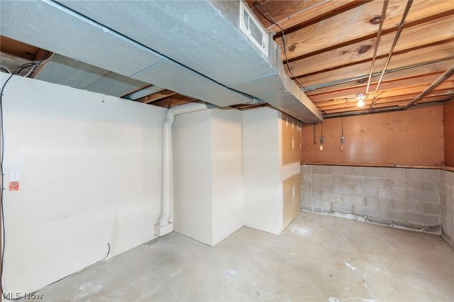 20598 Homestead Park Drive, Strongsville, OH 44149