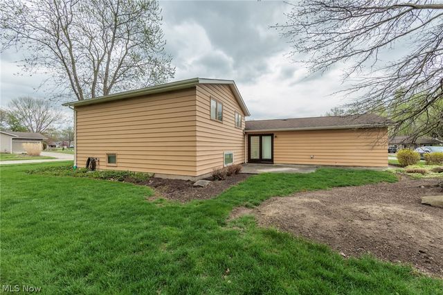 20598 Homestead Park Drive, Strongsville, OH 44149