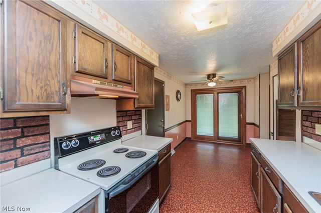 20598 Homestead Park Drive, Strongsville, OH 44149