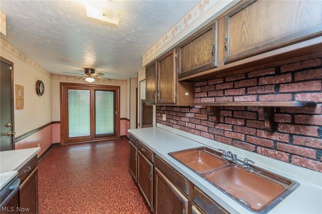 20598 Homestead Park Drive, Strongsville, OH 44149