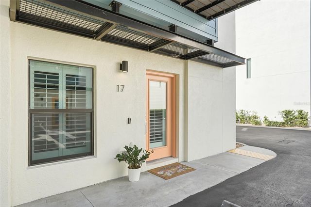 4810 W MCELROY AVENUE 17, Tampa, FL 33611