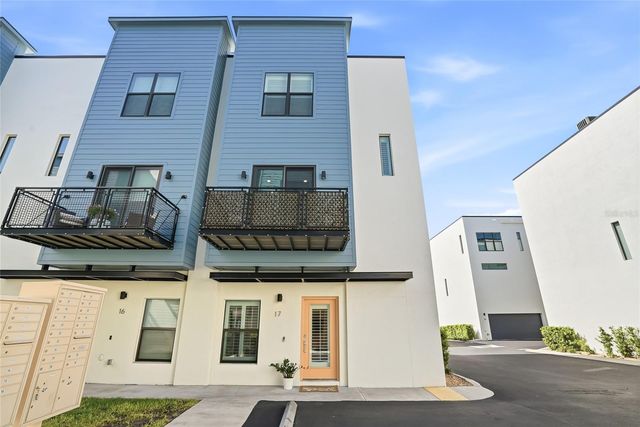 4810 W MCELROY AVENUE 17, Tampa, FL 33611