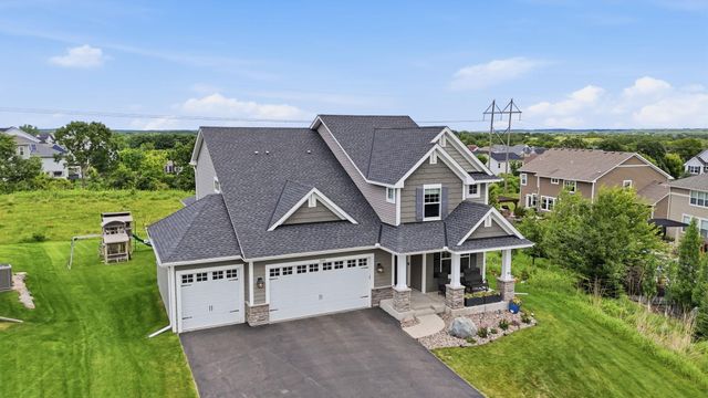 9684 7th Street N, Lake Elmo, MN 55042