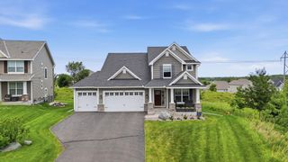 9684 7th Street N, Lake Elmo, MN 55042