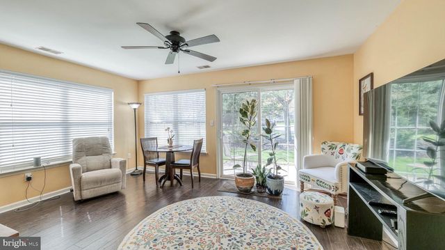628 E REGENCY DR, Absecon, NJ 08205