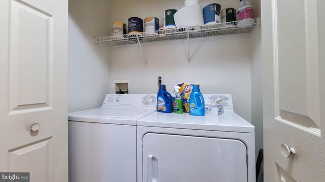 628 E REGENCY DR, Absecon, NJ 08205