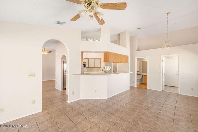 1280 W Golden Gem Drive, Tucson, AZ 85737