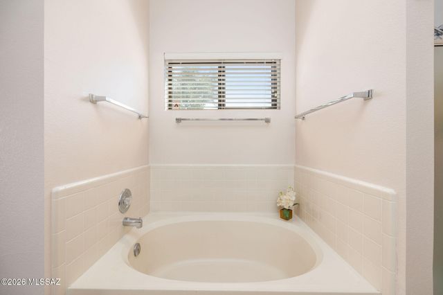 1280 W Golden Gem Drive, Tucson, AZ 85737