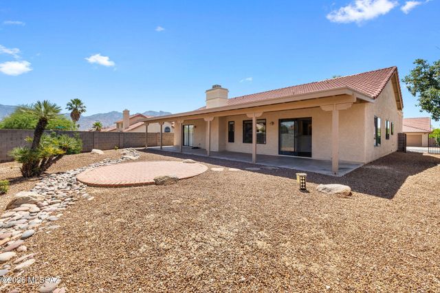 1280 W Golden Gem Drive, Tucson, AZ 85737