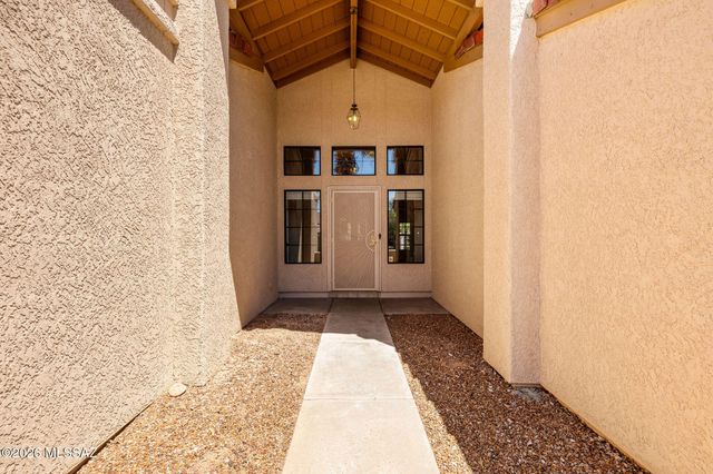 1280 W Golden Gem Drive, Tucson, AZ 85737