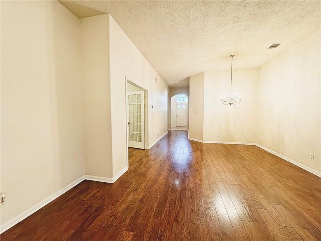 13306 Southpoint Lane, Houston, TX 77034