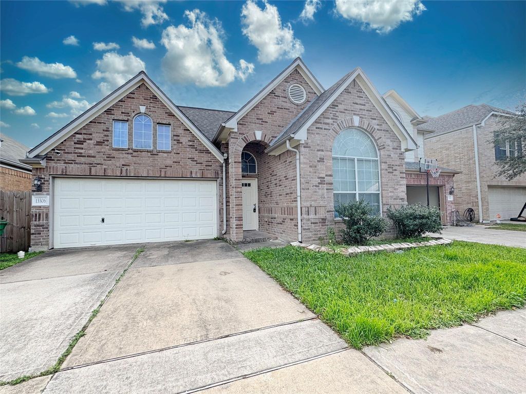 13306 Southpoint Lane, Houston, TX 77034