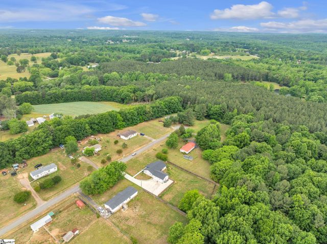 240 Harmony Hill Drive, Campobello, SC 29322
