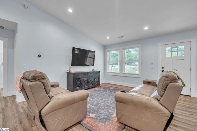 240 Harmony Hill Drive, Campobello, SC 29322