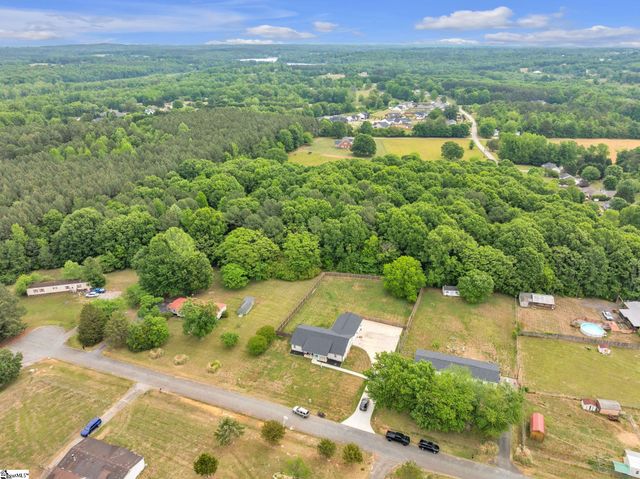 240 Harmony Hill Drive, Campobello, SC 29322