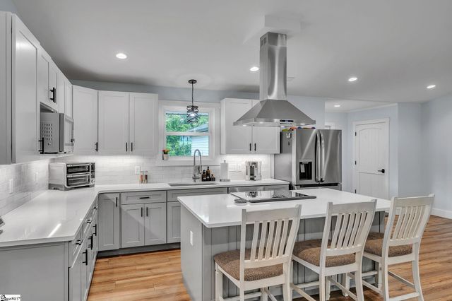 240 Harmony Hill Drive, Campobello, SC 29322