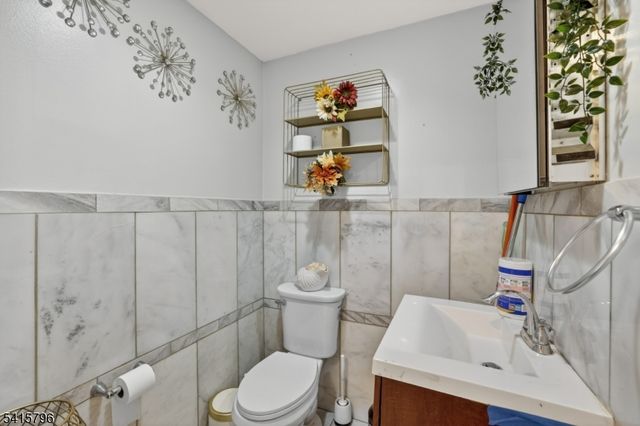 31 Mertz Ave, Belleville Twp., NJ 07109