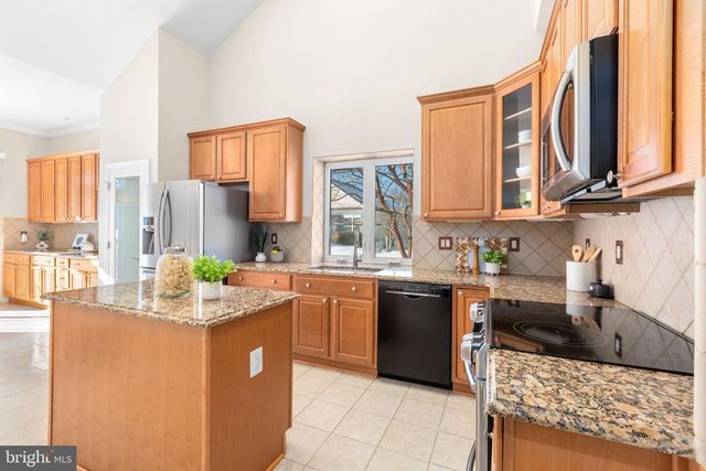 3 CHANTILLY PL, Fredericksburg, VA 22406