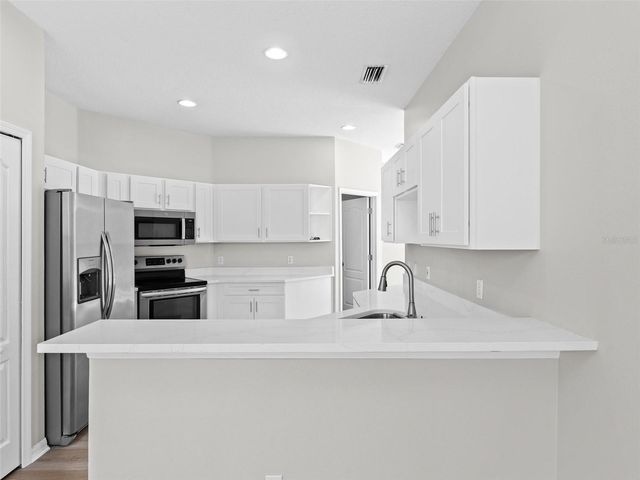 17912 HAVENVIEW LANE, Lutz, FL 33558