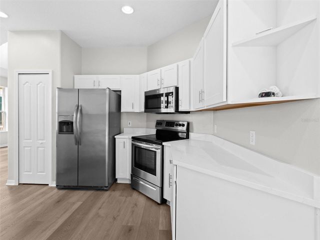17912 HAVENVIEW LANE, Lutz, FL 33558